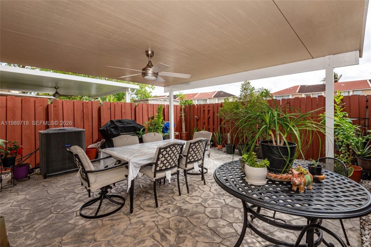 17757 SW 141st Ct, Miami, FL 33177 Photo