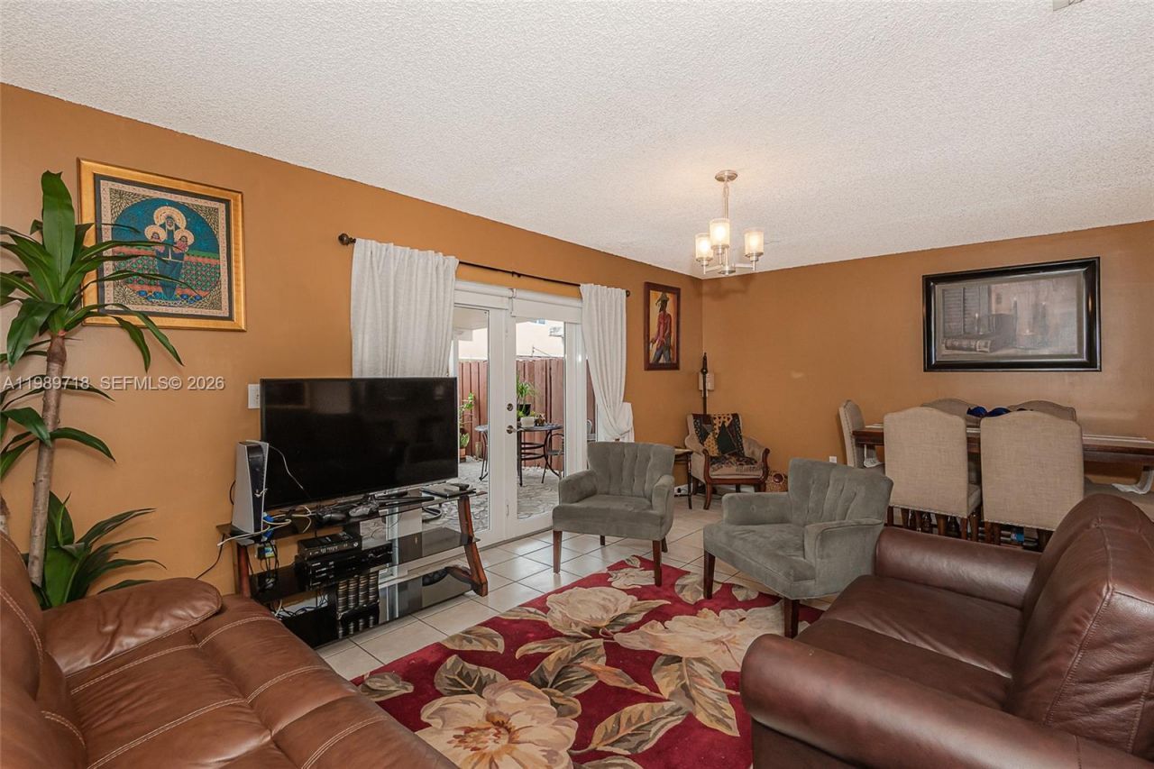 17757 SW 141st Ct, Miami, FL 33177 Photo