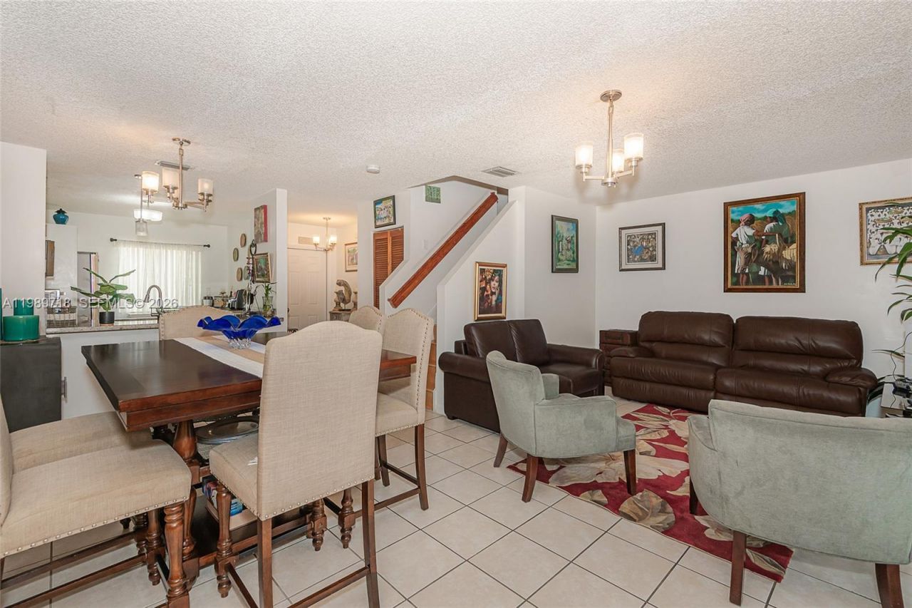 17757 SW 141st Ct, Miami, FL 33177 Photo