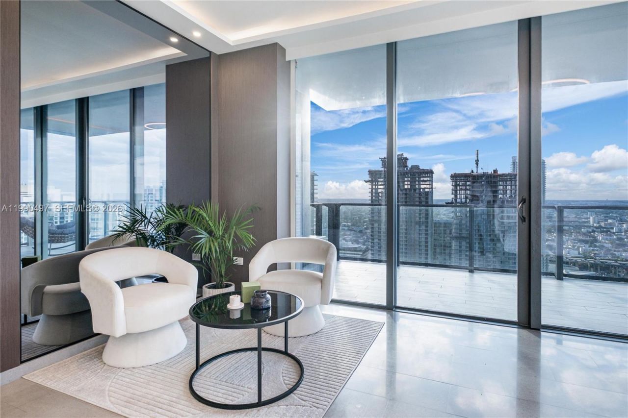 68 SE 6th St, Unit 3711, Miami, FL 33131 Photo