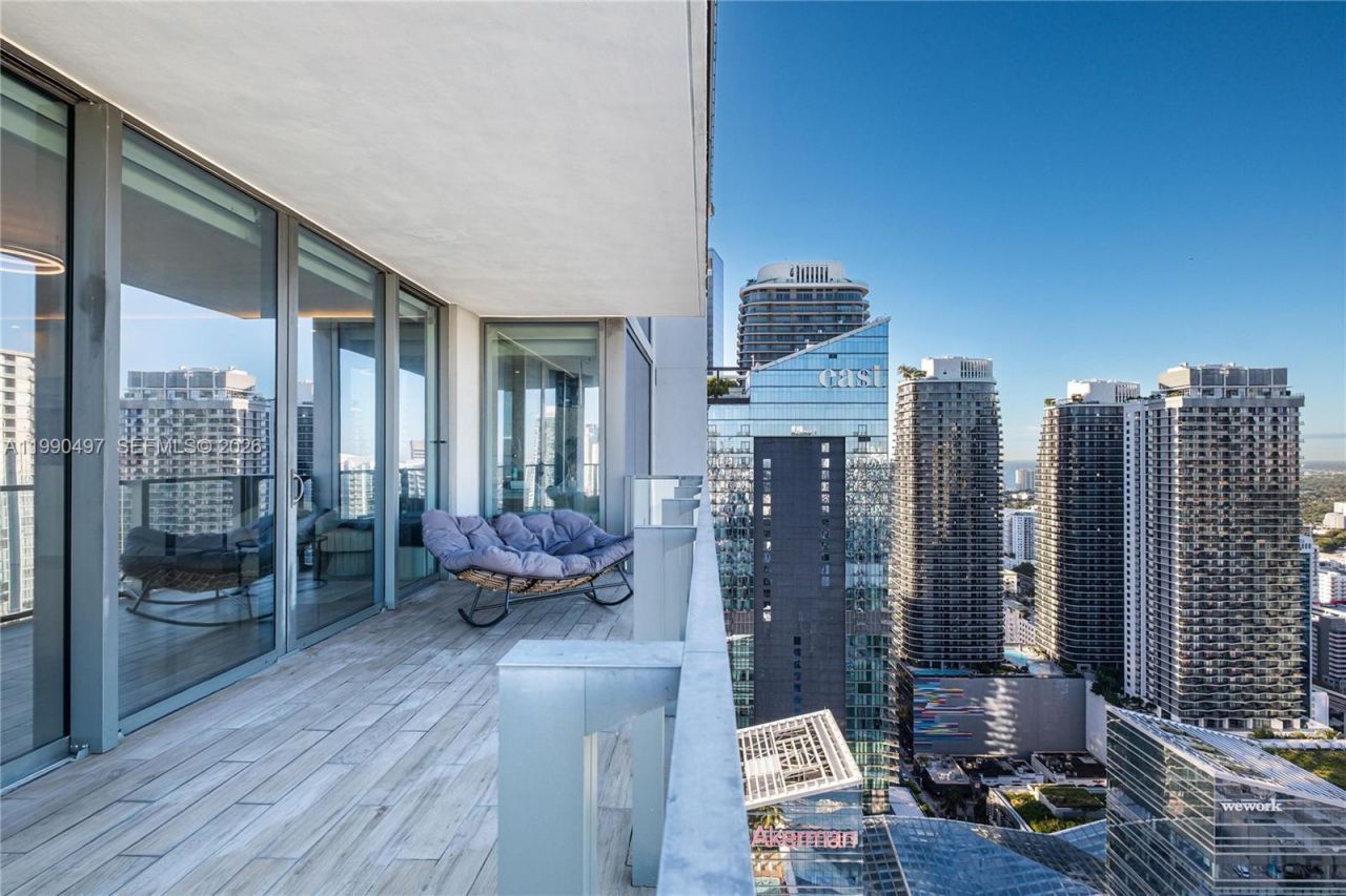 68 SE 6th St, Unit 3711, Miami, FL 33131 Photo