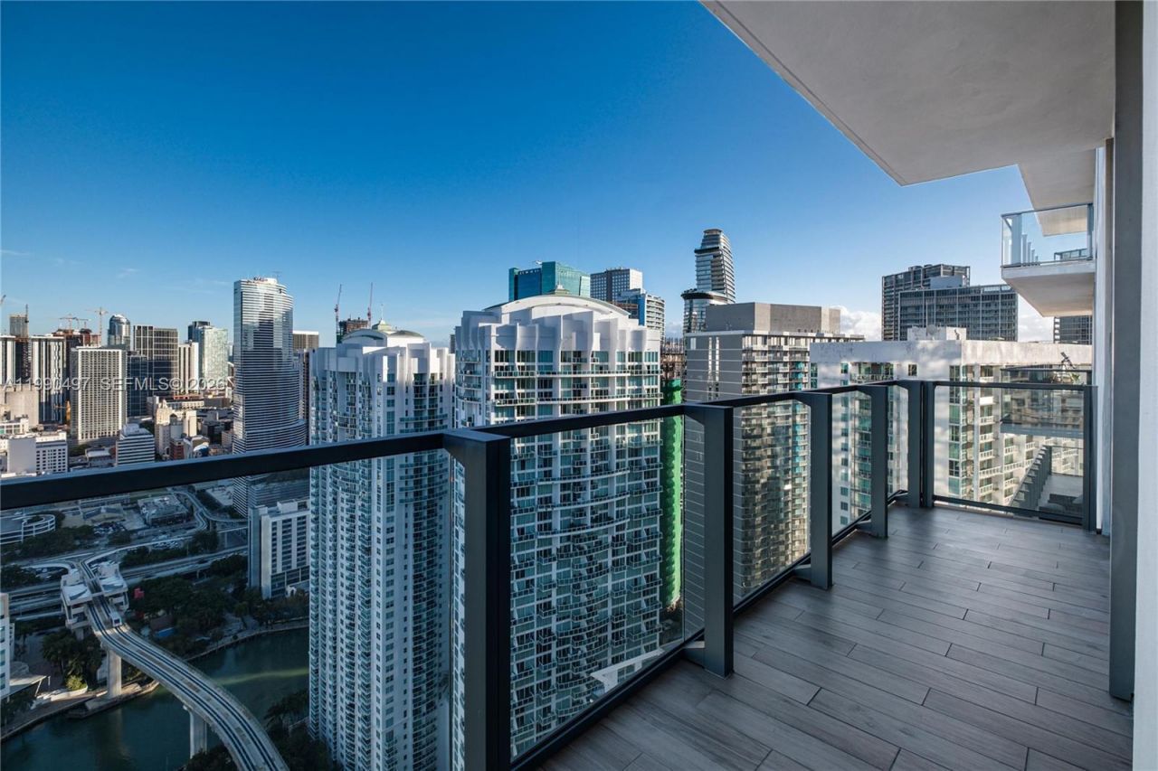 68 SE 6th St, Unit 3711, Miami, FL 33131 Photo