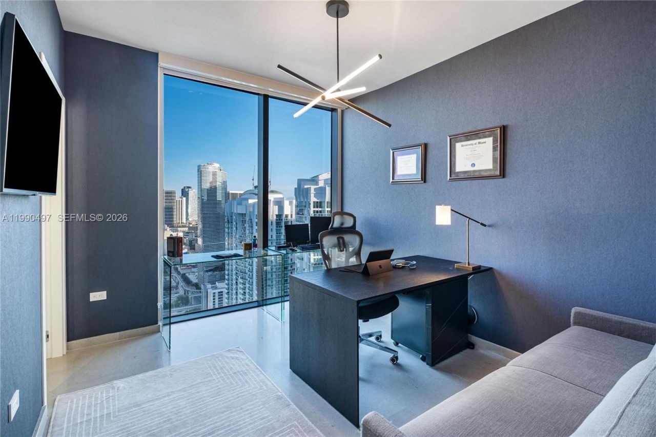 68 SE 6th St, Unit 3711, Miami, FL 33131 Photo