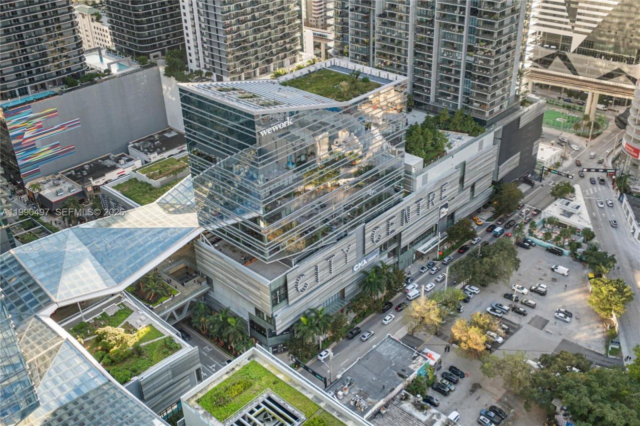 68 SE 6th St, Unit 3711, Miami, FL 33131 Photo