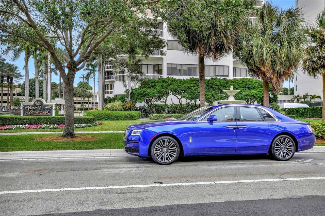 20185 E Country Club Dr, Unit 204, Aventura, FL 33180 Photo