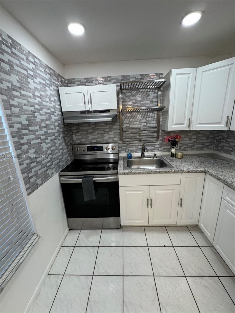 6150 NW 62nd St, Unit 106, Tamarac, FL 33319 Photo