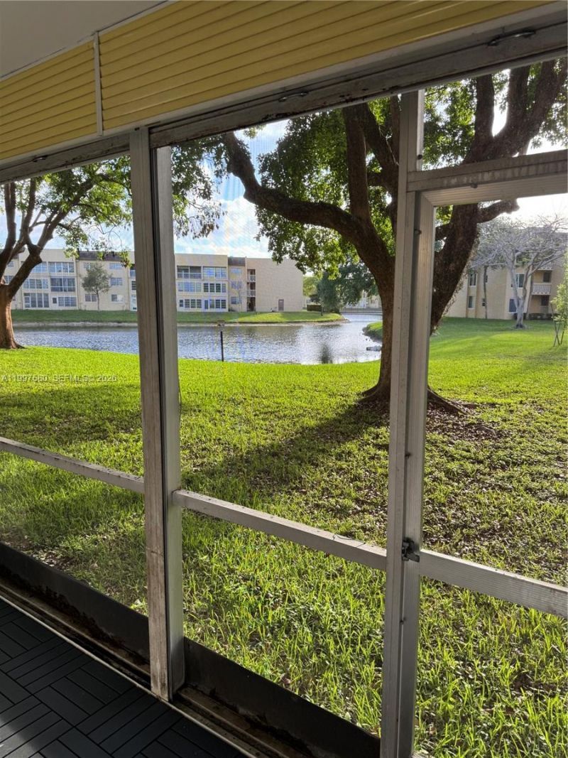 6150 NW 62nd St, Unit 106, Tamarac, FL 33319 Photo