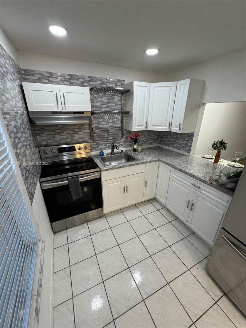 6150 NW 62nd St, Unit 106, Tamarac, FL 33319 Photo