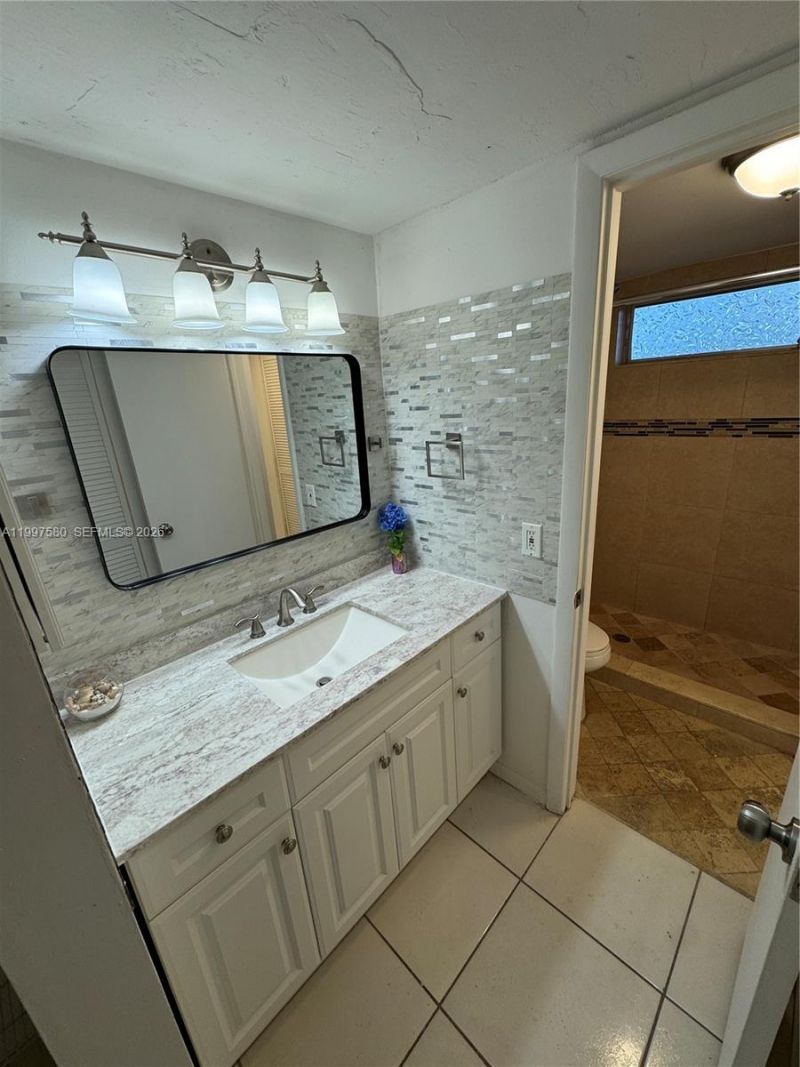 6150 NW 62nd St, Unit 106, Tamarac, FL 33319 Photo