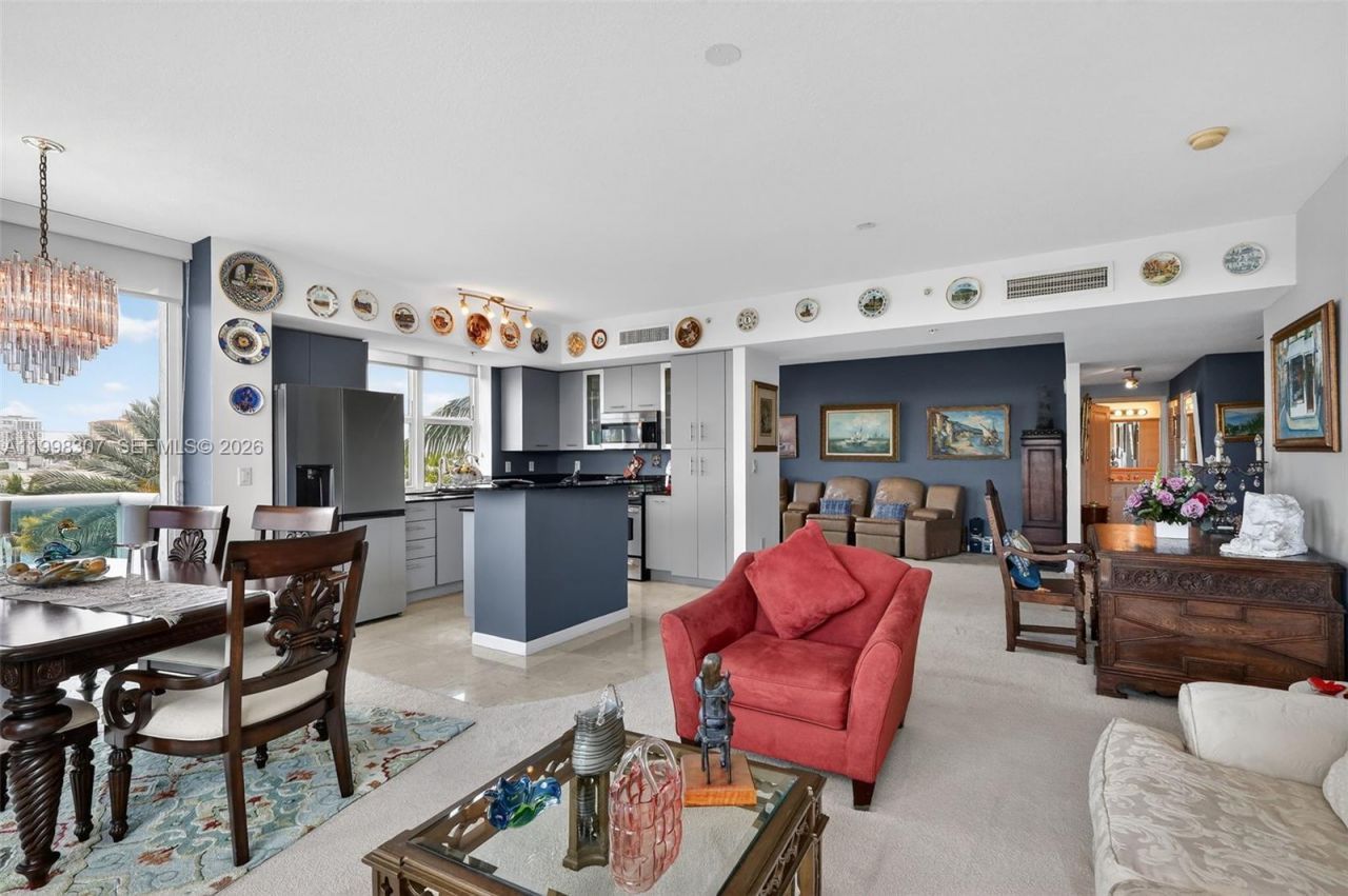 7910 Harbor Island Dr, Unit 406, North Bay Village, FL 33141 Photo