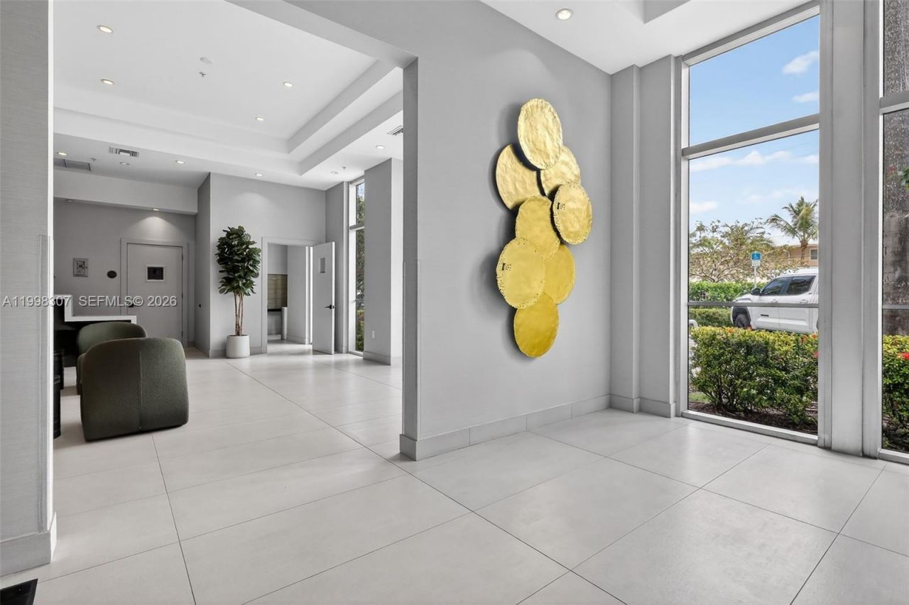 7910 Harbor Island Dr, Unit 406, North Bay Village, FL 33141 Photo