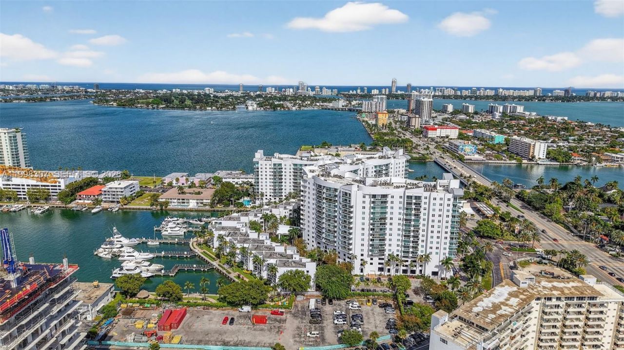 7910 Harbor Island Dr, Unit 406, North Bay Village, FL 33141 Photo