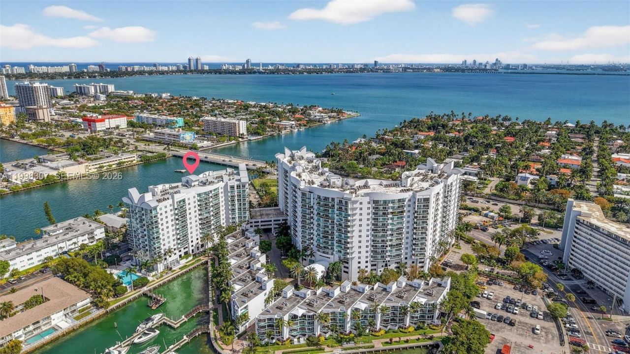7910 Harbor Island Dr, Unit 406, North Bay Village, FL 33141 Photo