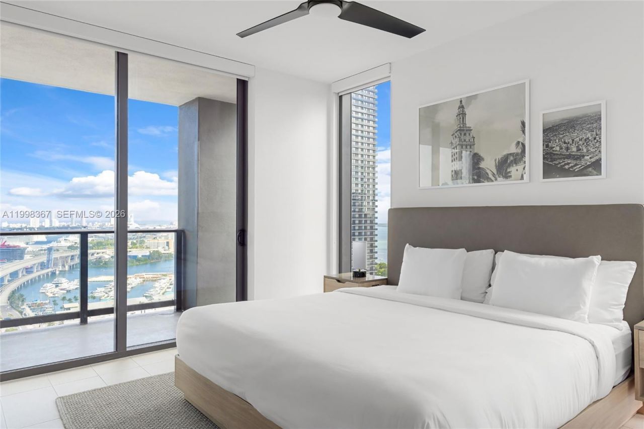 601 NE 1 St, Unit 2716, Miami, FL 33132 Photo