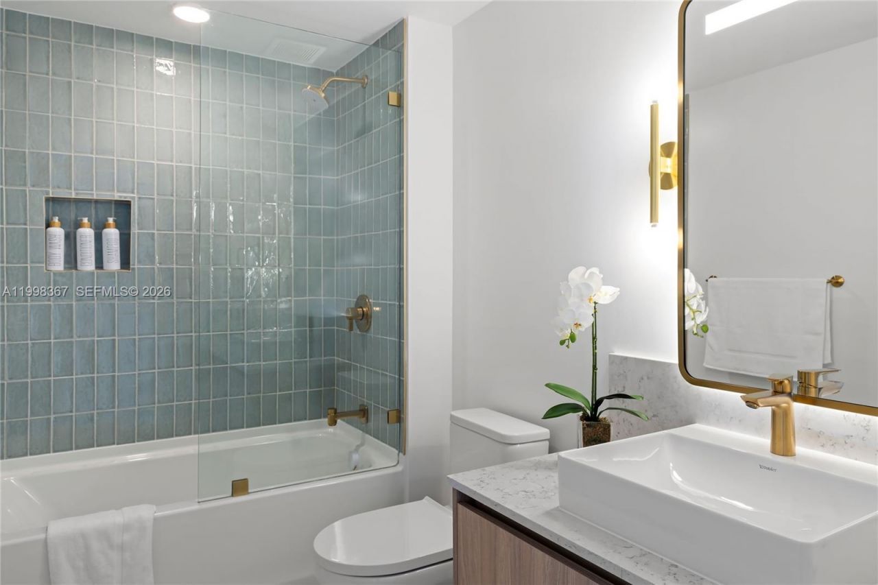 601 NE 1 St, Unit 2716, Miami, FL 33132 Photo