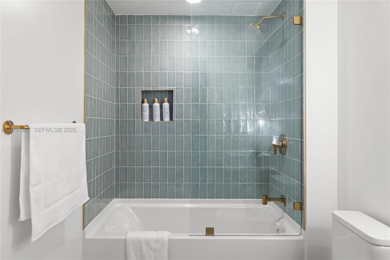 601 NE 1 St, Unit 2716, Miami, FL 33132 Photo