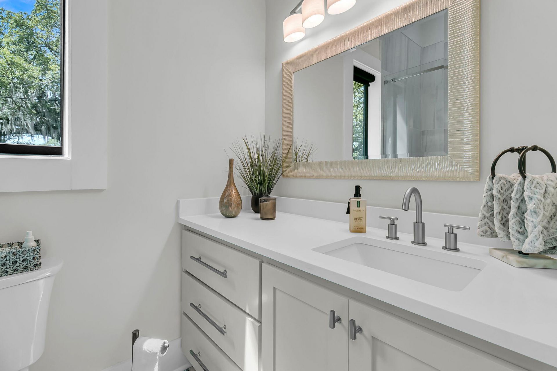 28 Riverdale Drive Photo 36