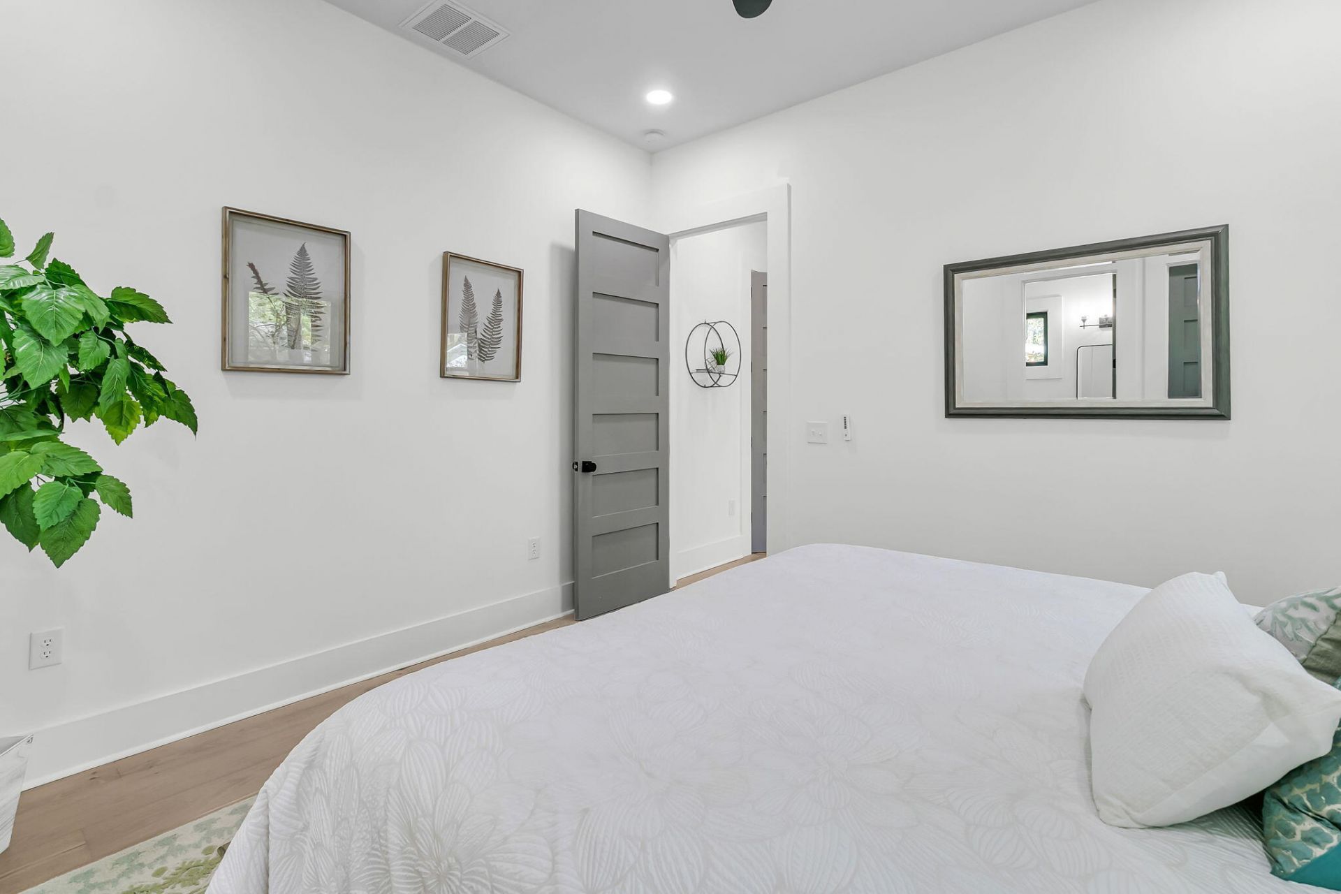 28 Riverdale Drive Photo 37