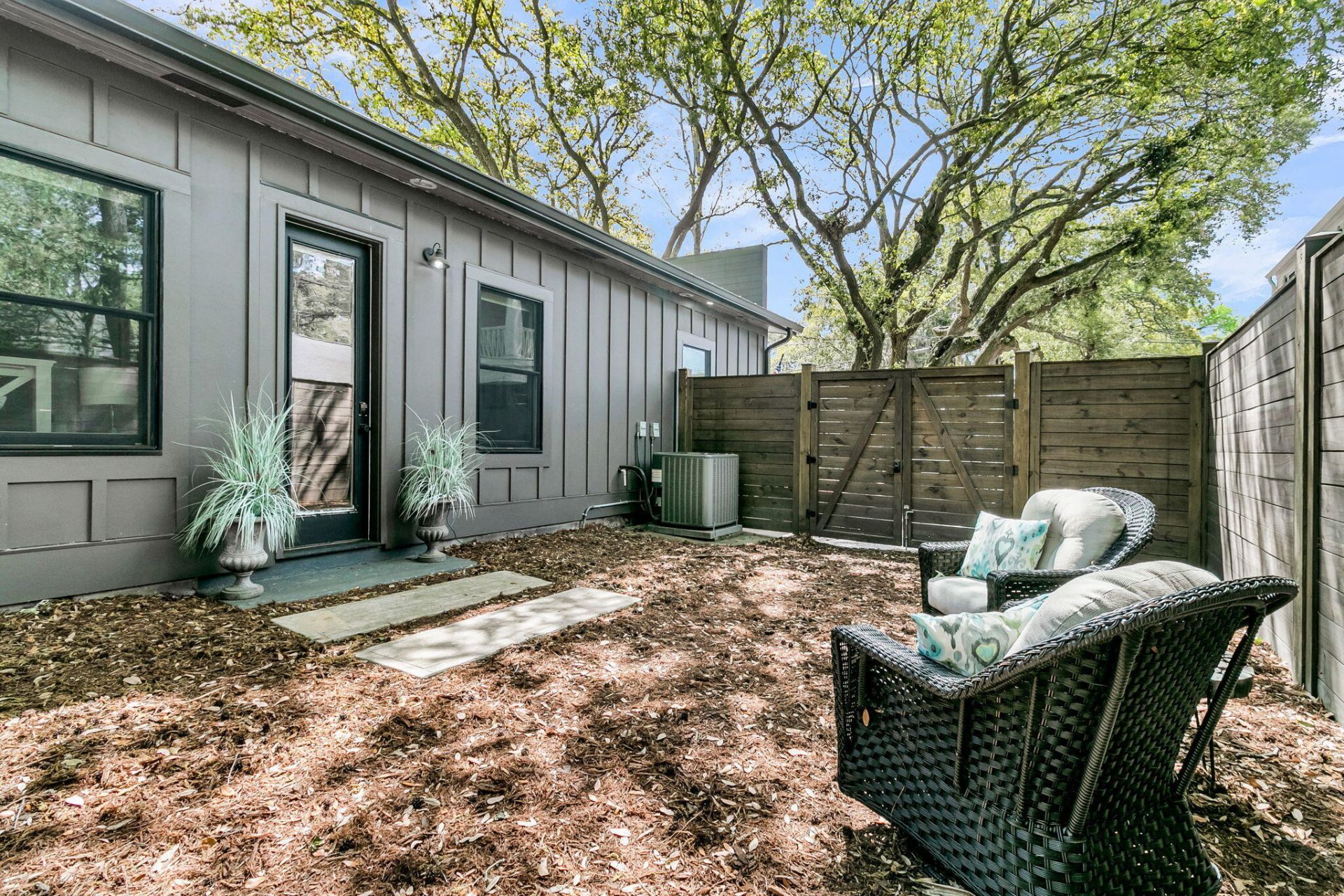 28 Riverdale Drive Photo 44