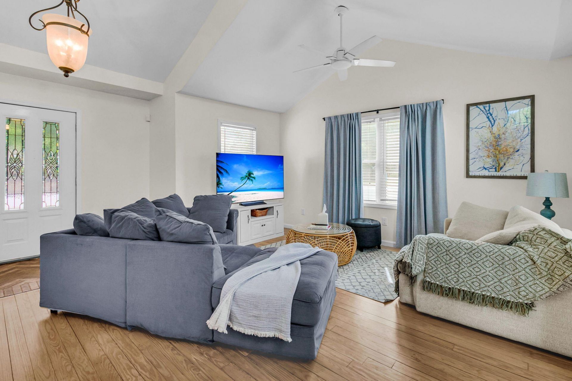 4950 N Rhett Avenue Photo 6