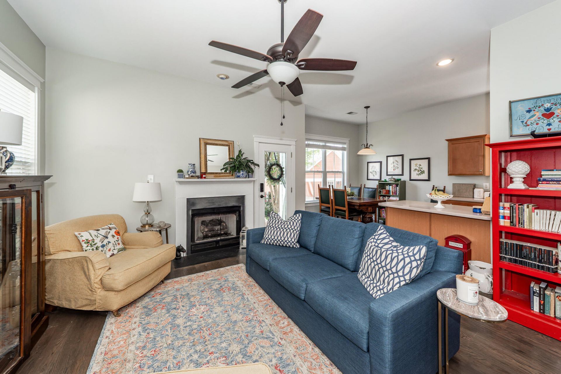 209 Barberry Street Photo 11