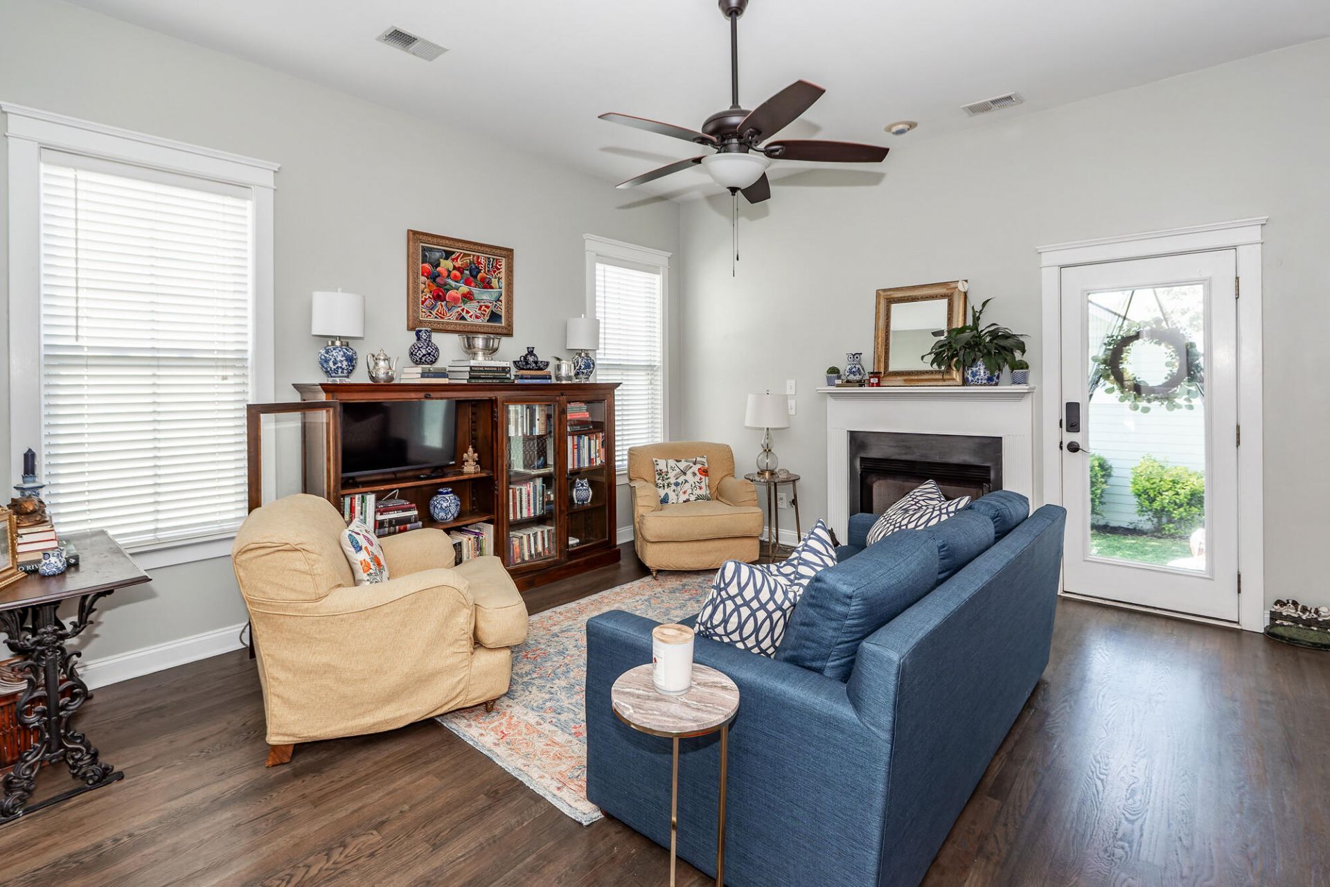 209 Barberry Street Photo 14