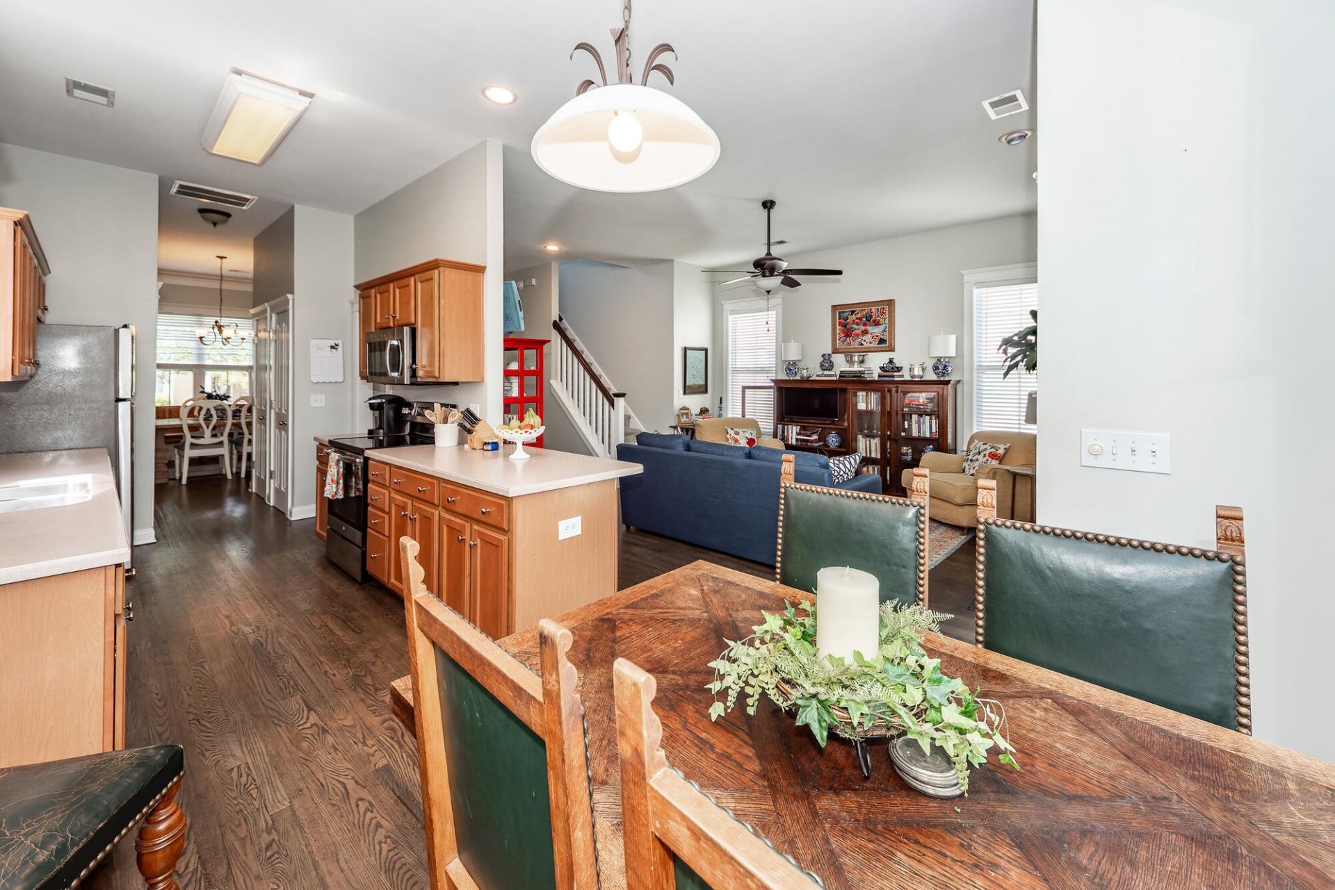 209 Barberry Street Photo 16