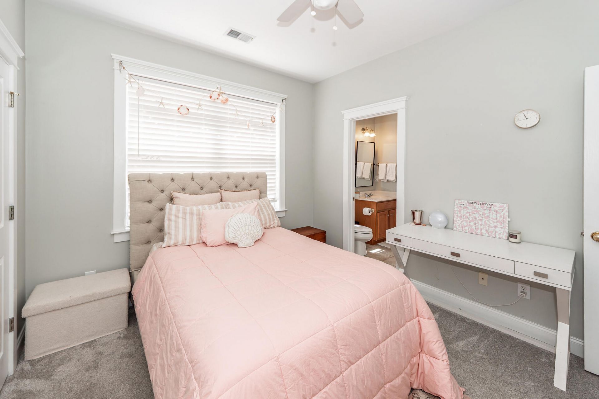 209 Barberry Street Photo 33