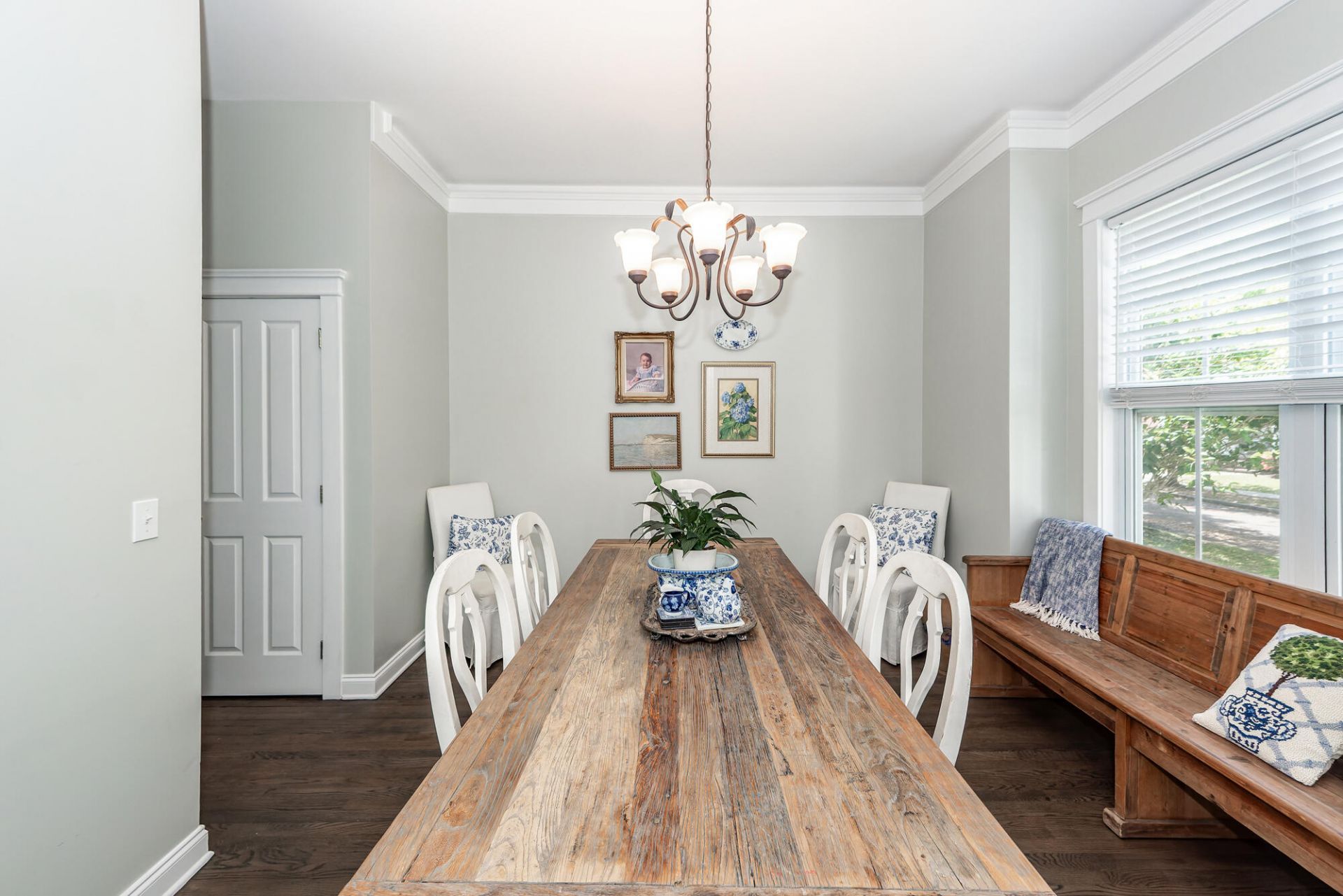 209 Barberry Street Photo 7