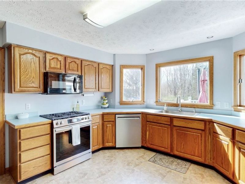 876 Jennifer Trail, Tallmadge, OH 44278 Photo 12