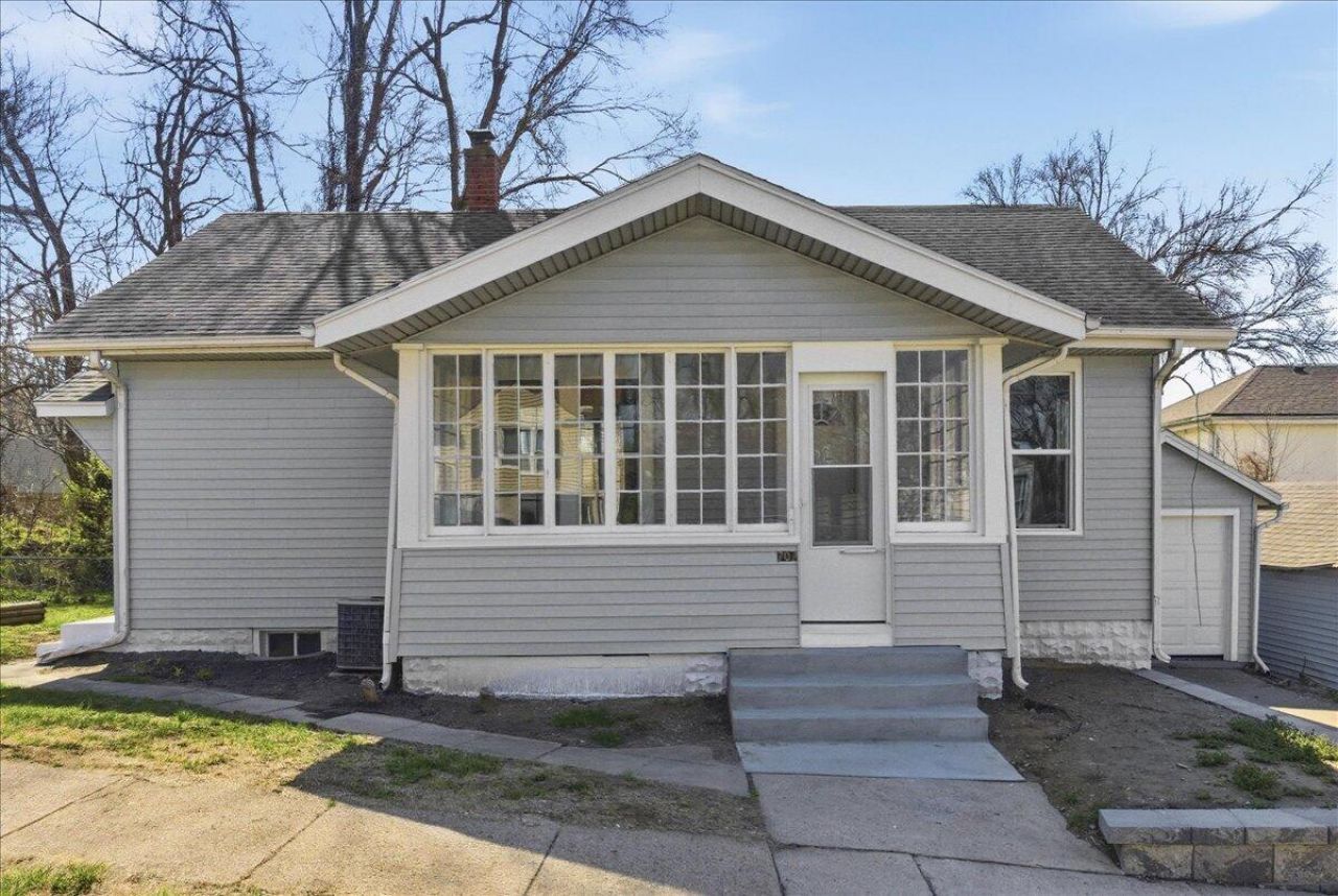 707 Wilson Avenue, Council Bluffs, IA 51503 Main Photo