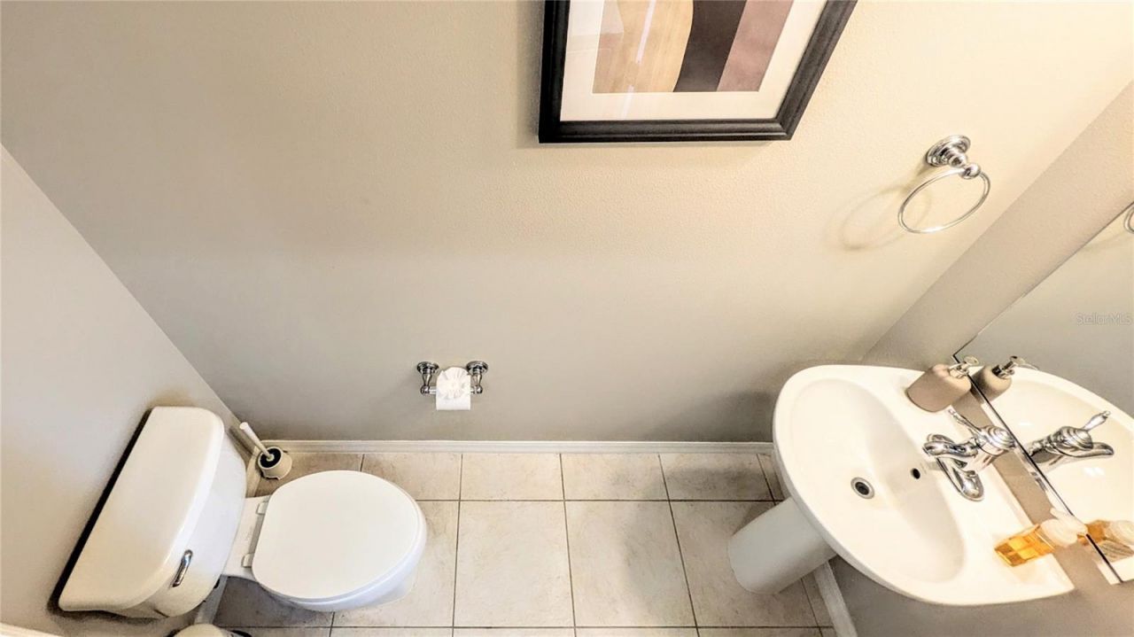 3880 82nd Avenue Circle E, Unit 101, Sarasota, FL 34243 Photo