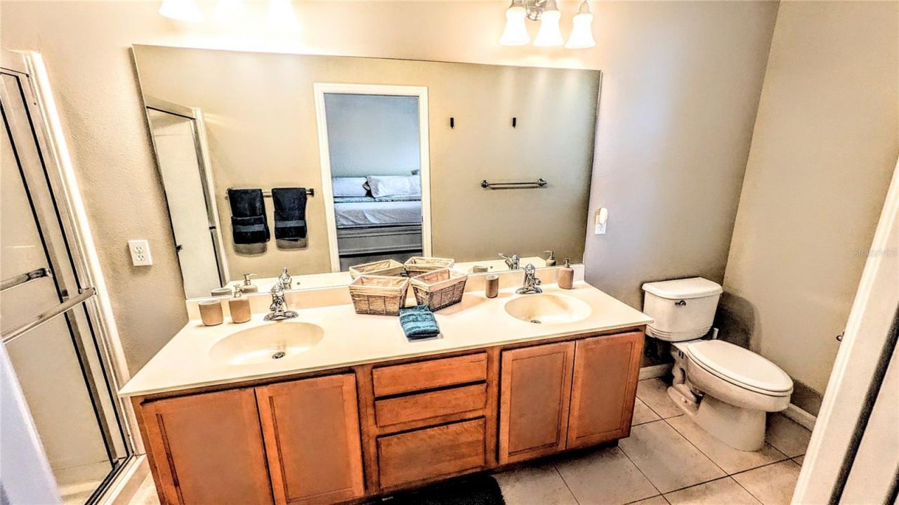 3880 82nd Avenue Circle E, Unit 101, Sarasota, FL 34243 Photo