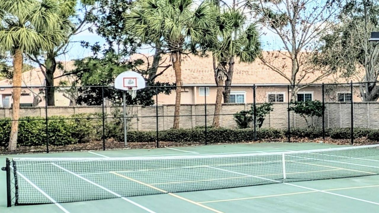 3880 82nd Avenue Circle E, Unit 101, Sarasota, FL 34243 Photo