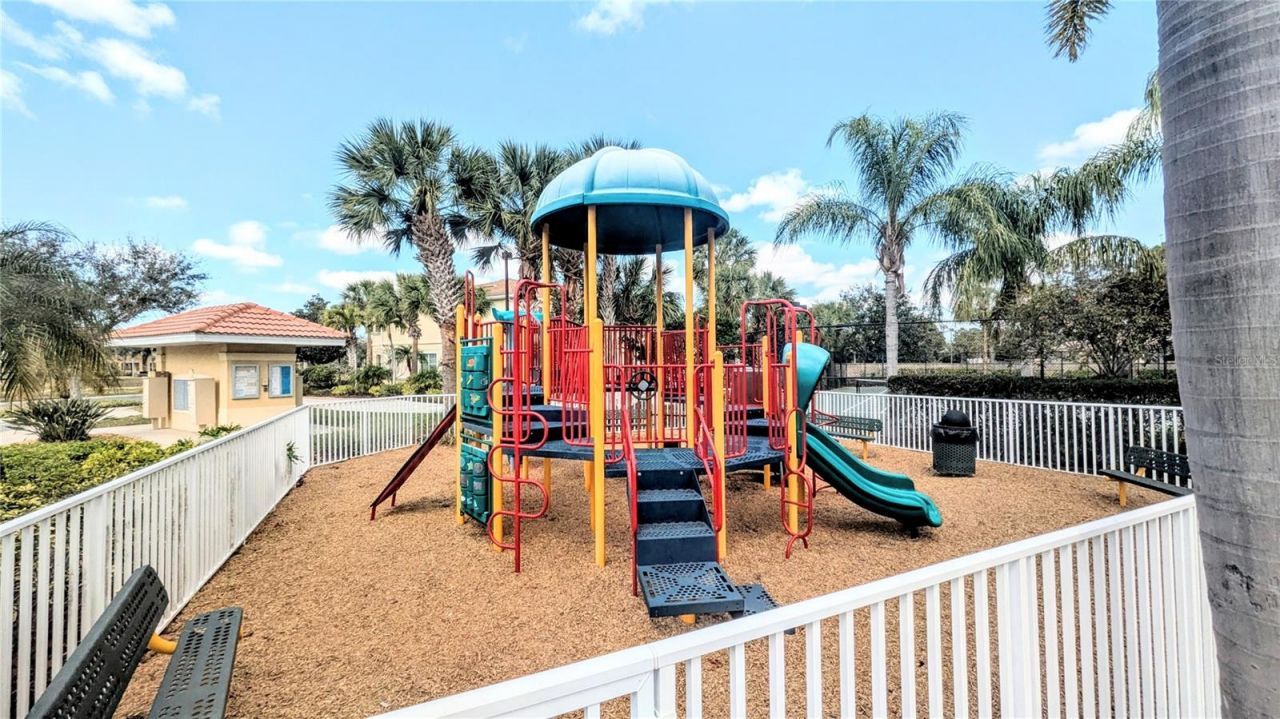 3880 82nd Avenue Circle E, Unit 101, Sarasota, FL 34243 Photo