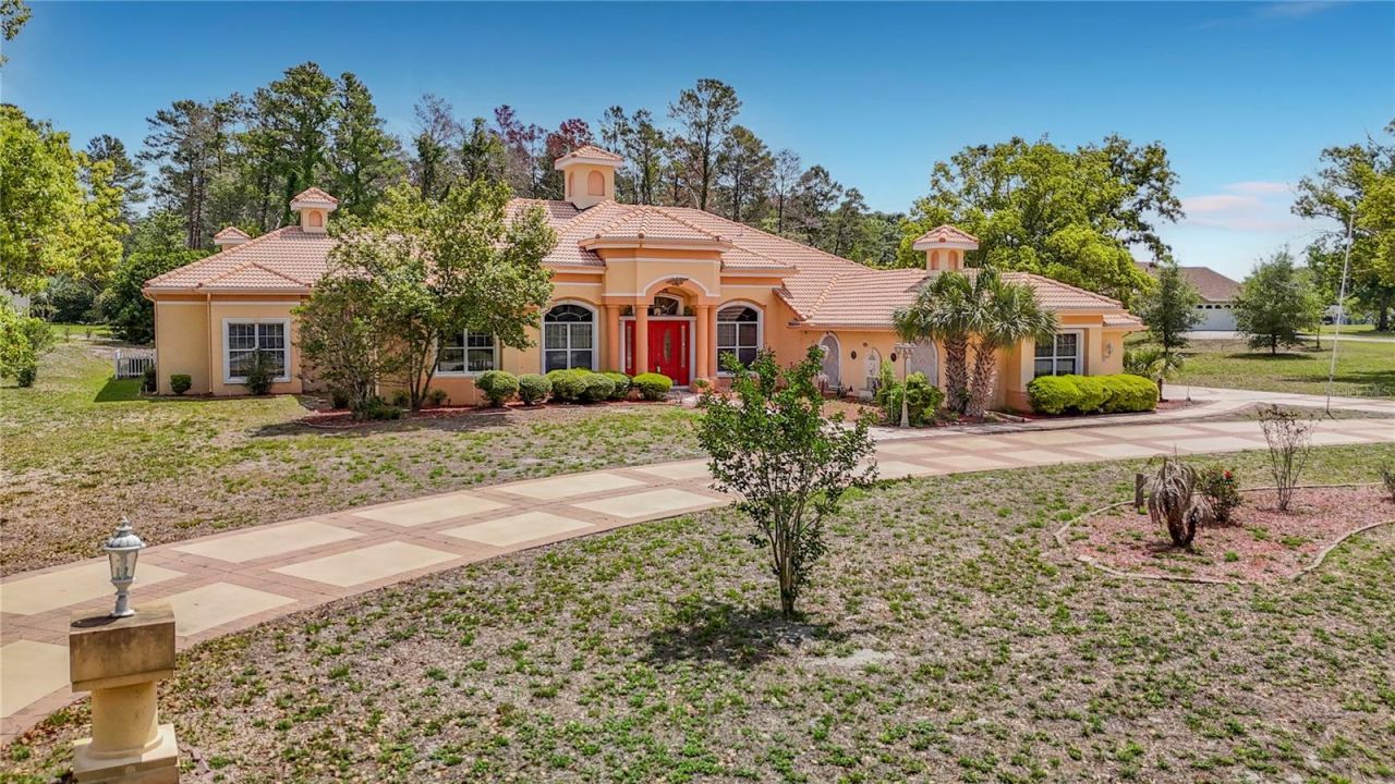9460 Bearfoot Trail, Weeki Wachee, FL 34613 Photo