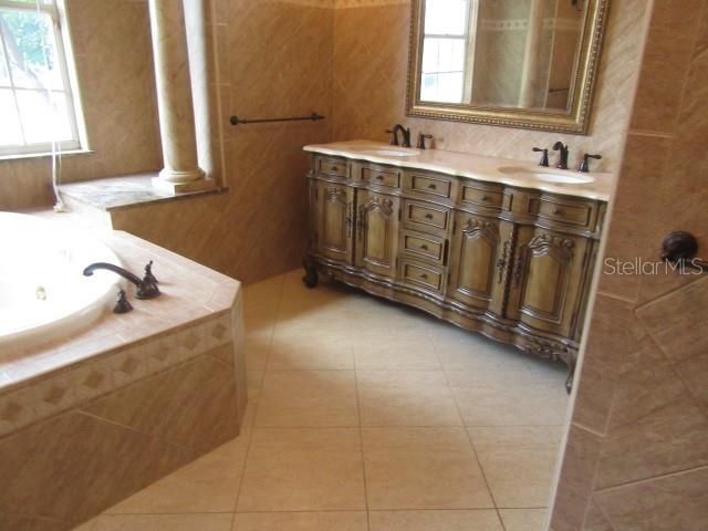 9460 Bearfoot Trail , Weeki Wachee, FL 34613 Photo