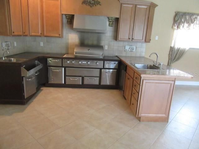 9460 Bearfoot Trail , Weeki Wachee, FL 34613 Photo