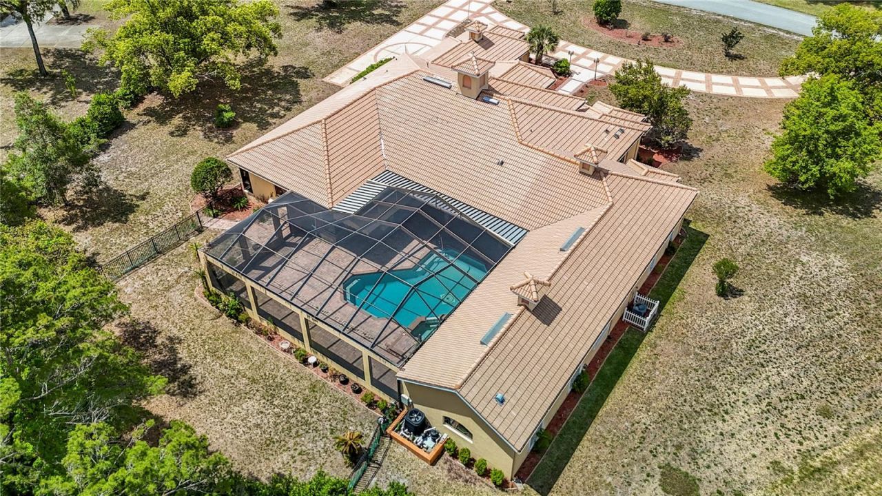 9460 Bearfoot Trail, Weeki Wachee, FL 34613 Photo