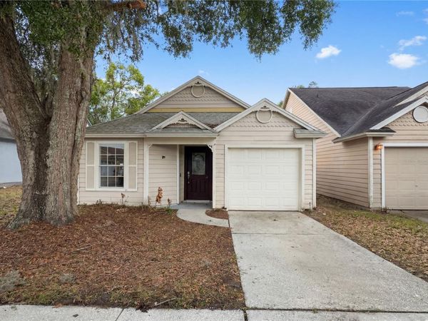 1696 CHATHAM CIRCLE , APOPKA, FL 32703
