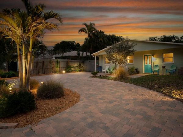 5206 NEWTON AVENUE S, GULFPORT, FL 33707