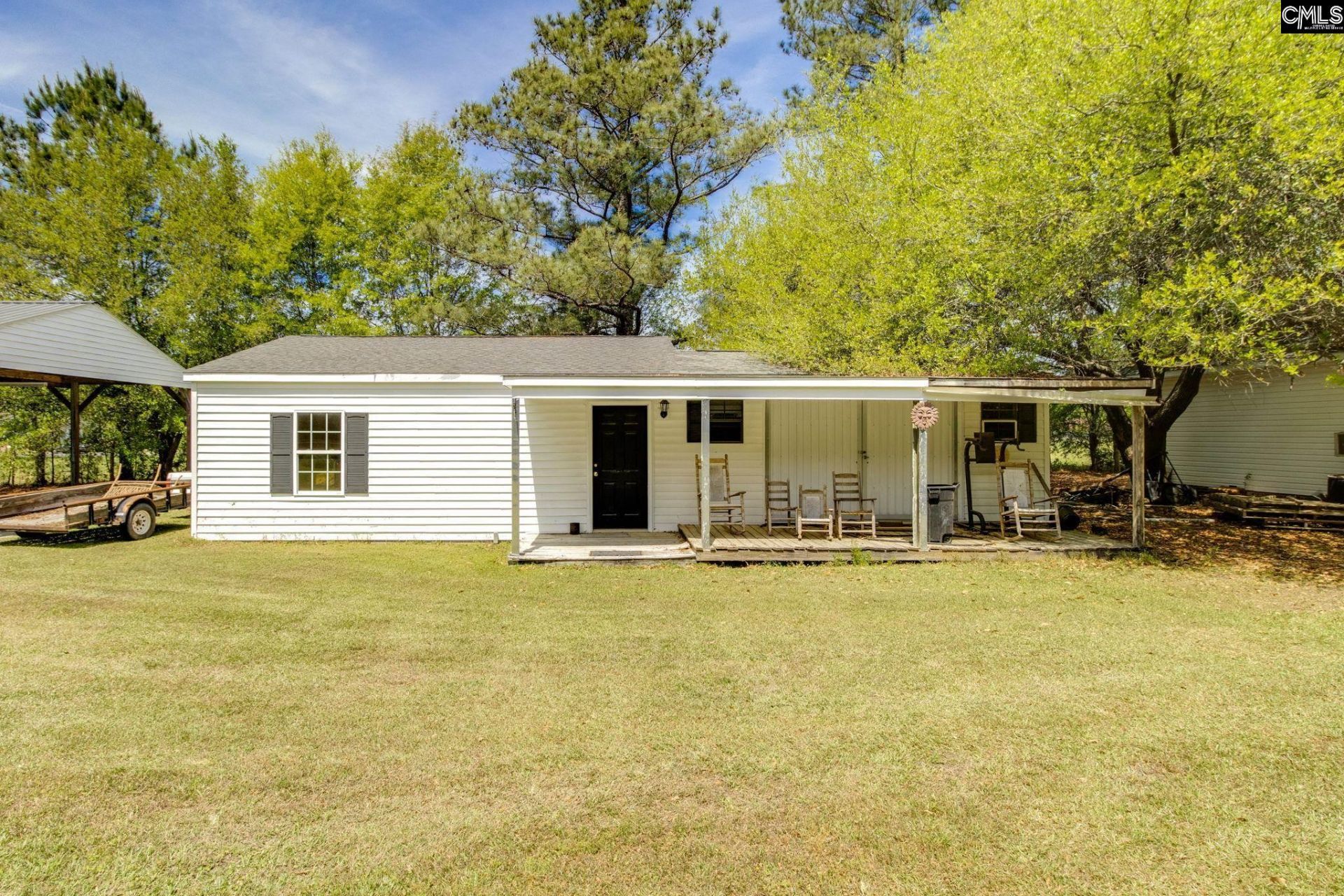 599 Charlotte Thompson School  Photo 5