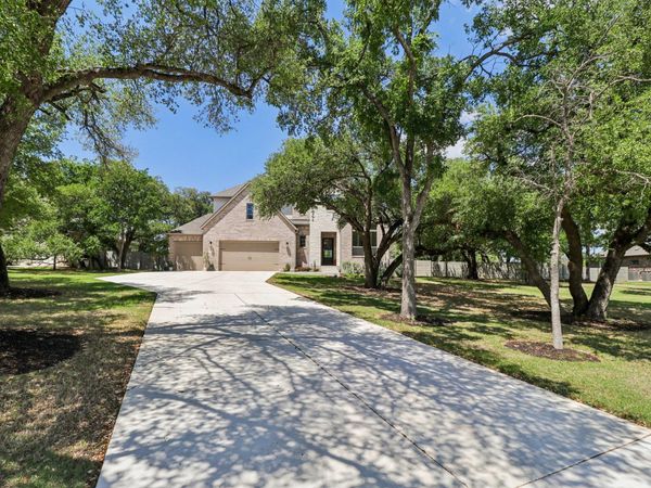 101 Wolf Ridge RD, Georgetown, TX 78628