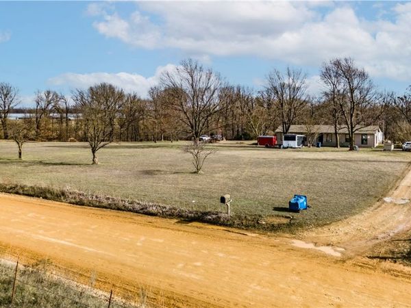 13280 N Gaiche Road, Gentry, AR 72734