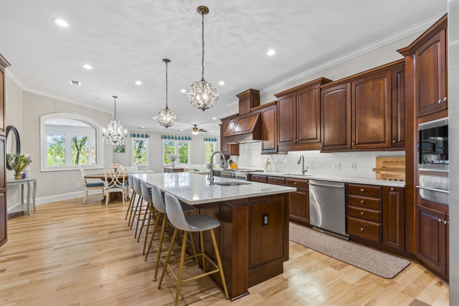 140 Heritage Dr. Photo 12