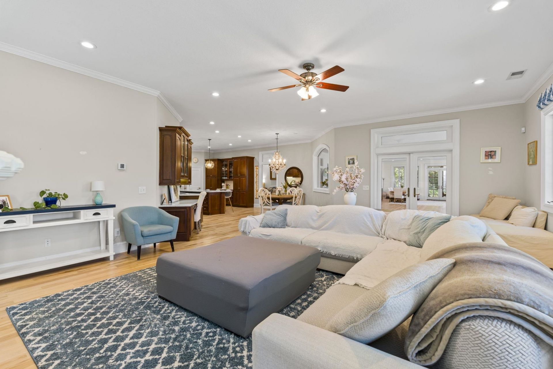 140 Heritage Dr. Photo 21