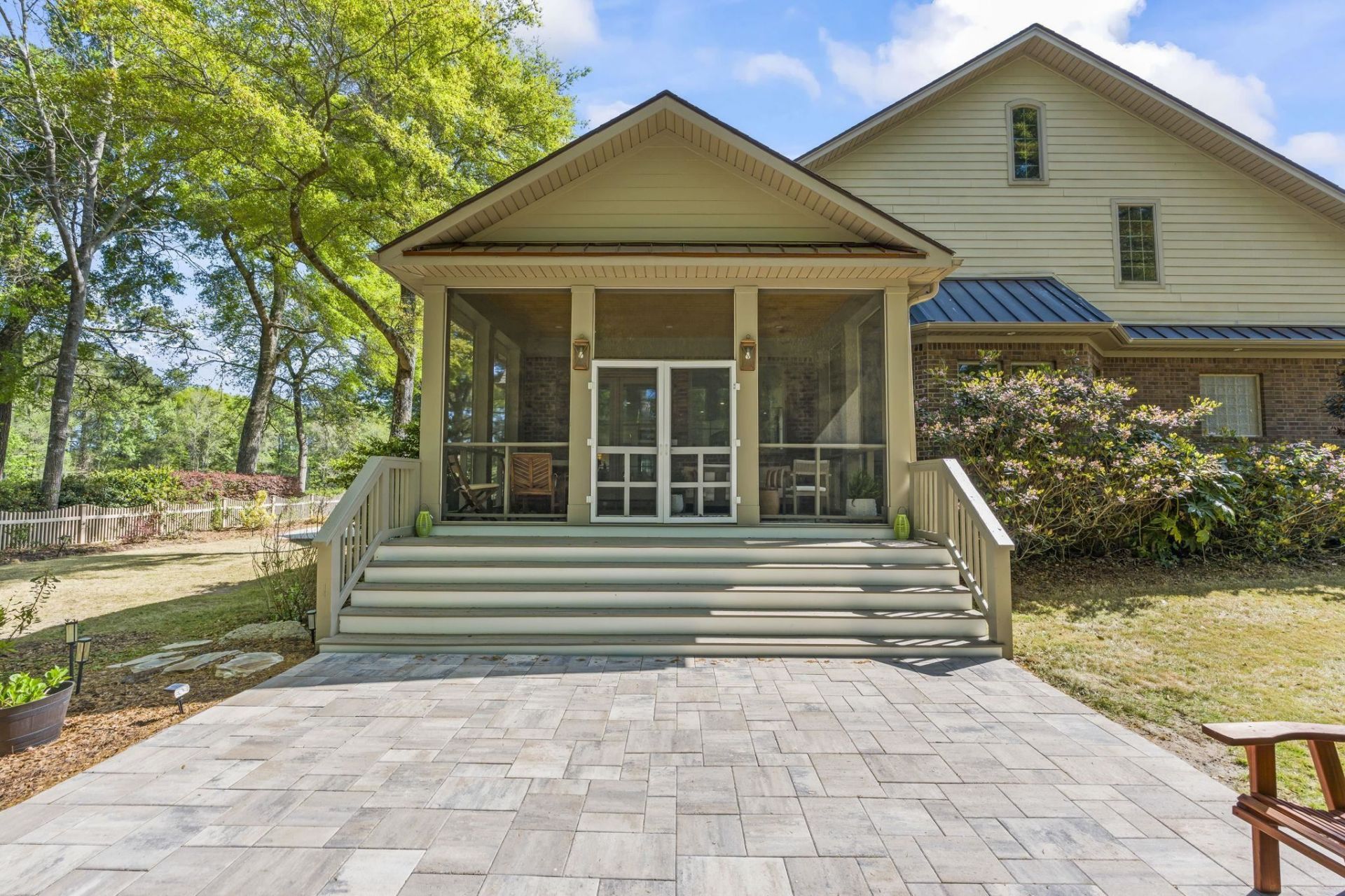 140 Heritage Dr. Photo 24
