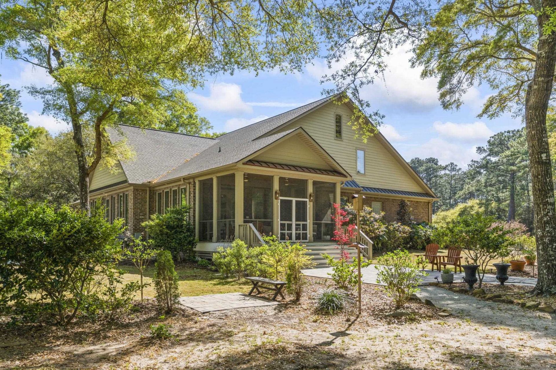 140 Heritage Dr. Photo 33