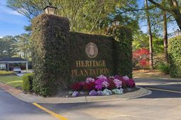 140 Heritage Dr. photo 4