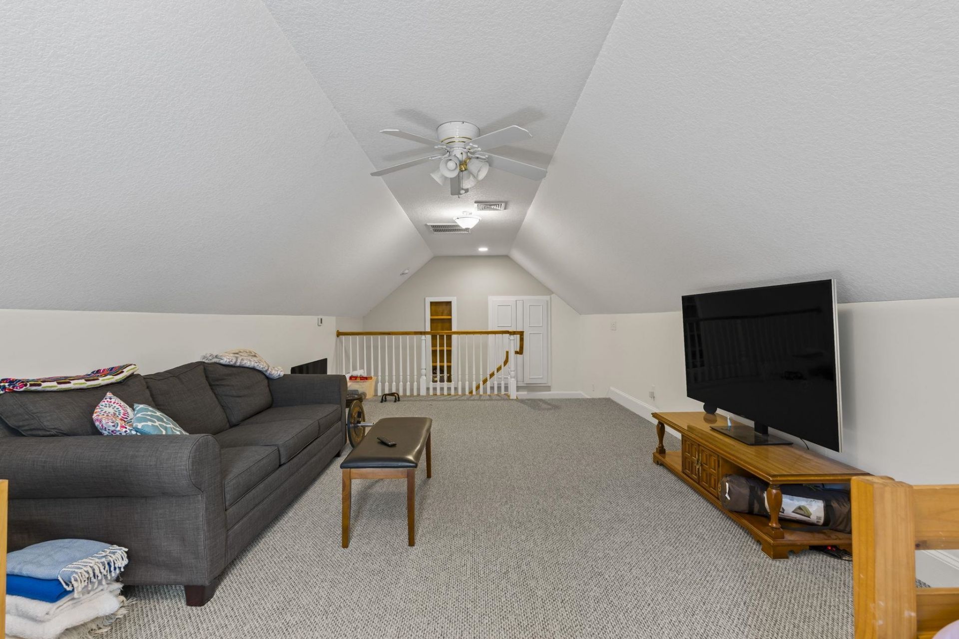 140 Heritage Dr. Photo 46